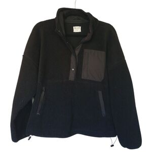 Wilo The Label Anthropologie Solid Black Sherpa Pullover with Pockets Size Large